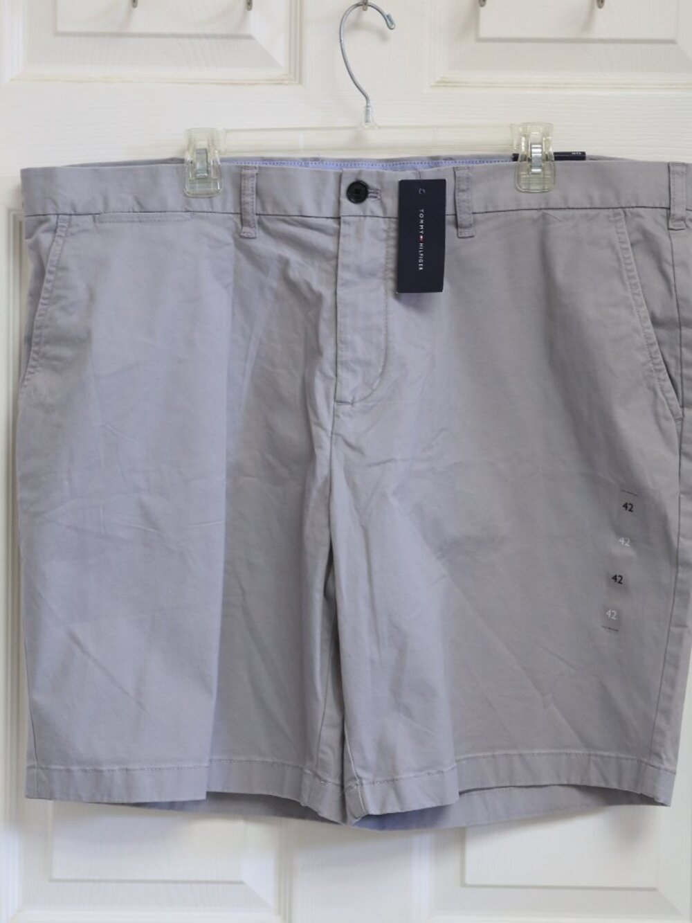 NWT Tommy Hilfiger Mens Drizzle Gray TH Flex Shorts Regular Fit Size 42W Stretch - Picture 6 of 9